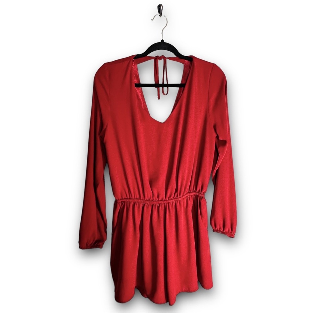 ONE CLOTHING long sleeve elastic waist burgandy shorts romper women's size Large